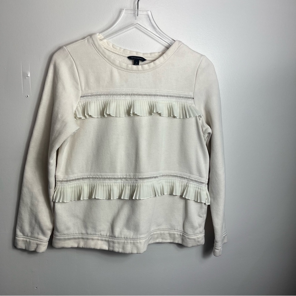 Banana Republic cream Ruffle Sweatshirt size small 1588